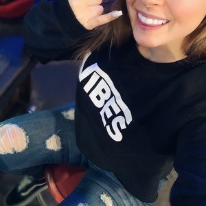 Vans inspired VIBE long cropped crew neck